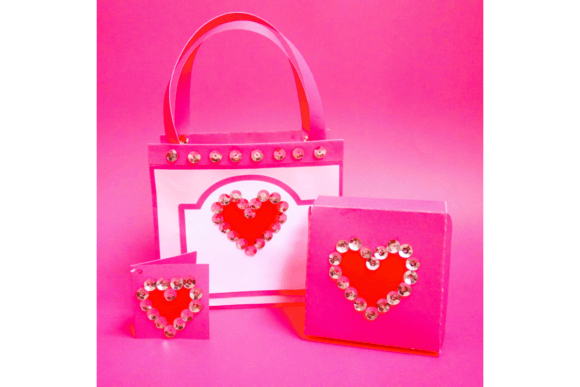 Handbag with Pop-Up Box: A Glamorous Gift Idea